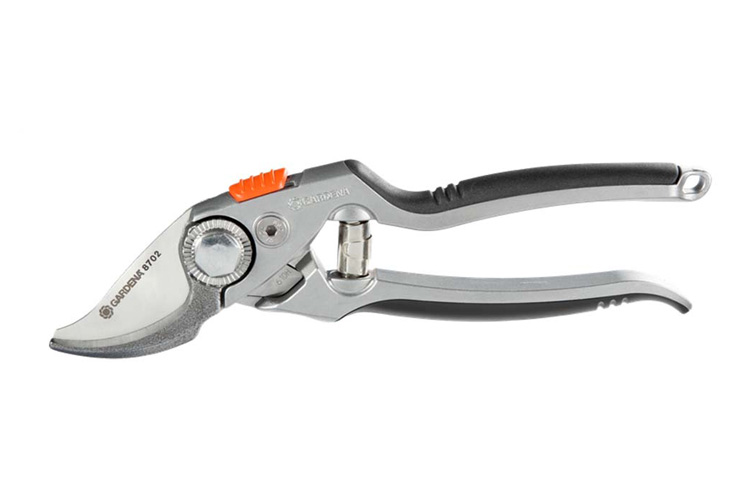 Kéo cắt tỉa cành chuyên nghiệp Gardena 08702-20