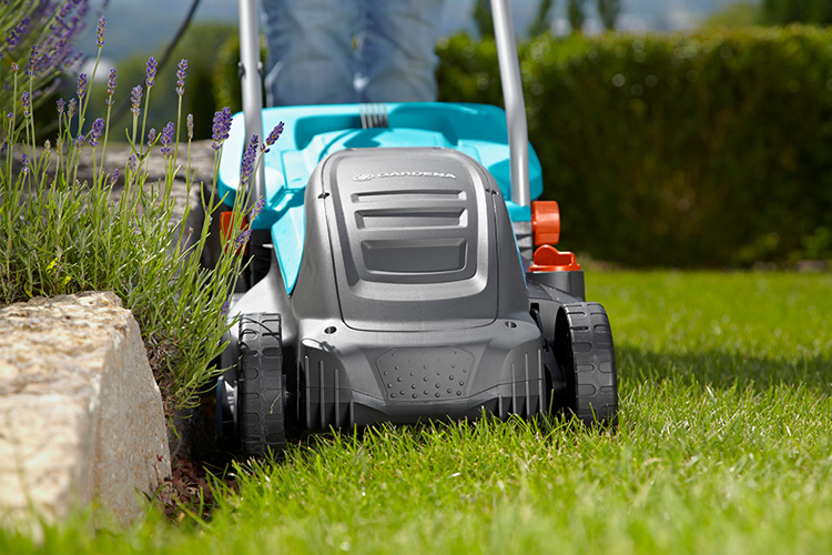 Máy cắt cỏ chạy điện Gardena 05032-20