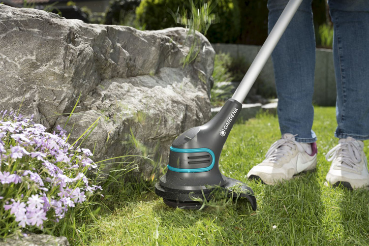 Máy cắt và tỉa cỏ dùng pin Gardena 09822-20